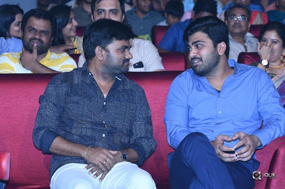 Mahanubhavudu-Movie-Pre-Release-Function